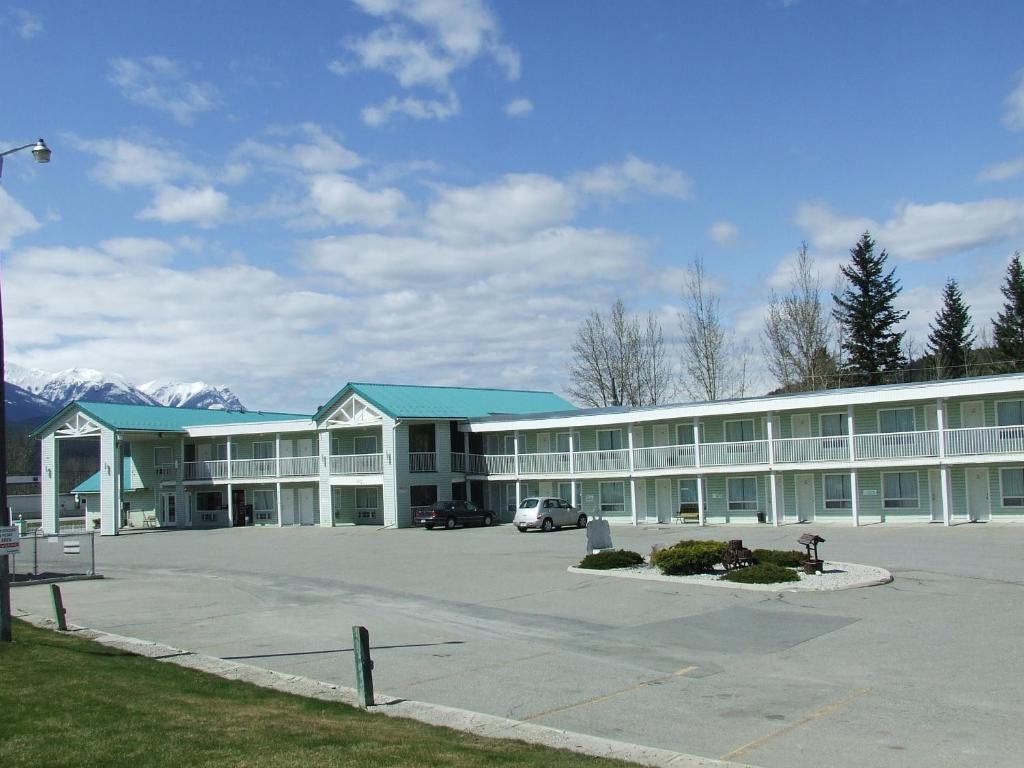 Ponderosa Motor Inn Golden Exterior photo