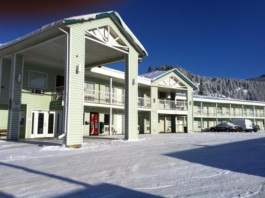 Ponderosa Motor Inn Golden Exterior photo